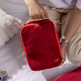 cubo-embalagem-organizador-viagem-fiesta-red-medium-cabinzero-lifestyle-vermelho