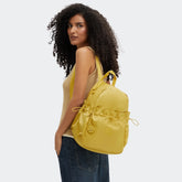 Mochila Média Amita da Kipling em Amarelo | A4 e Leve para Dia a Dia