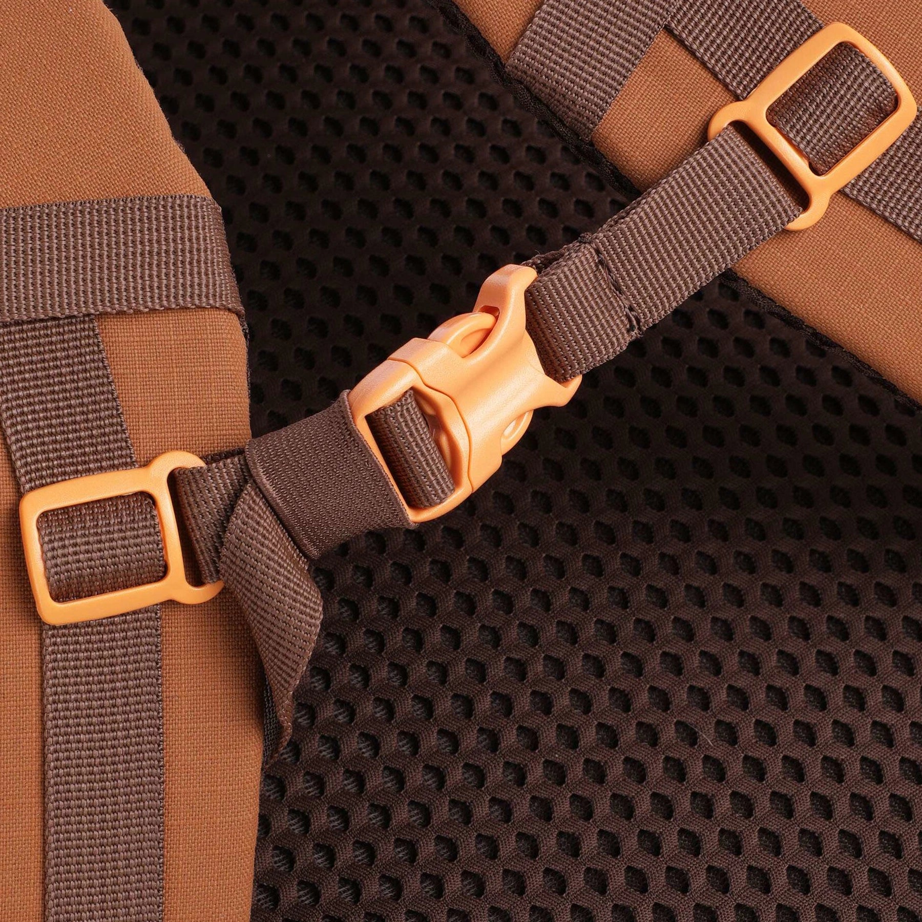 ADV-32L-SAIGON-COFFEE-DETAIL