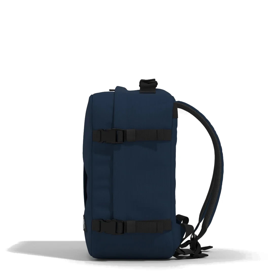 CLASSIC-28L-BLUE-NAVY-RIGHT