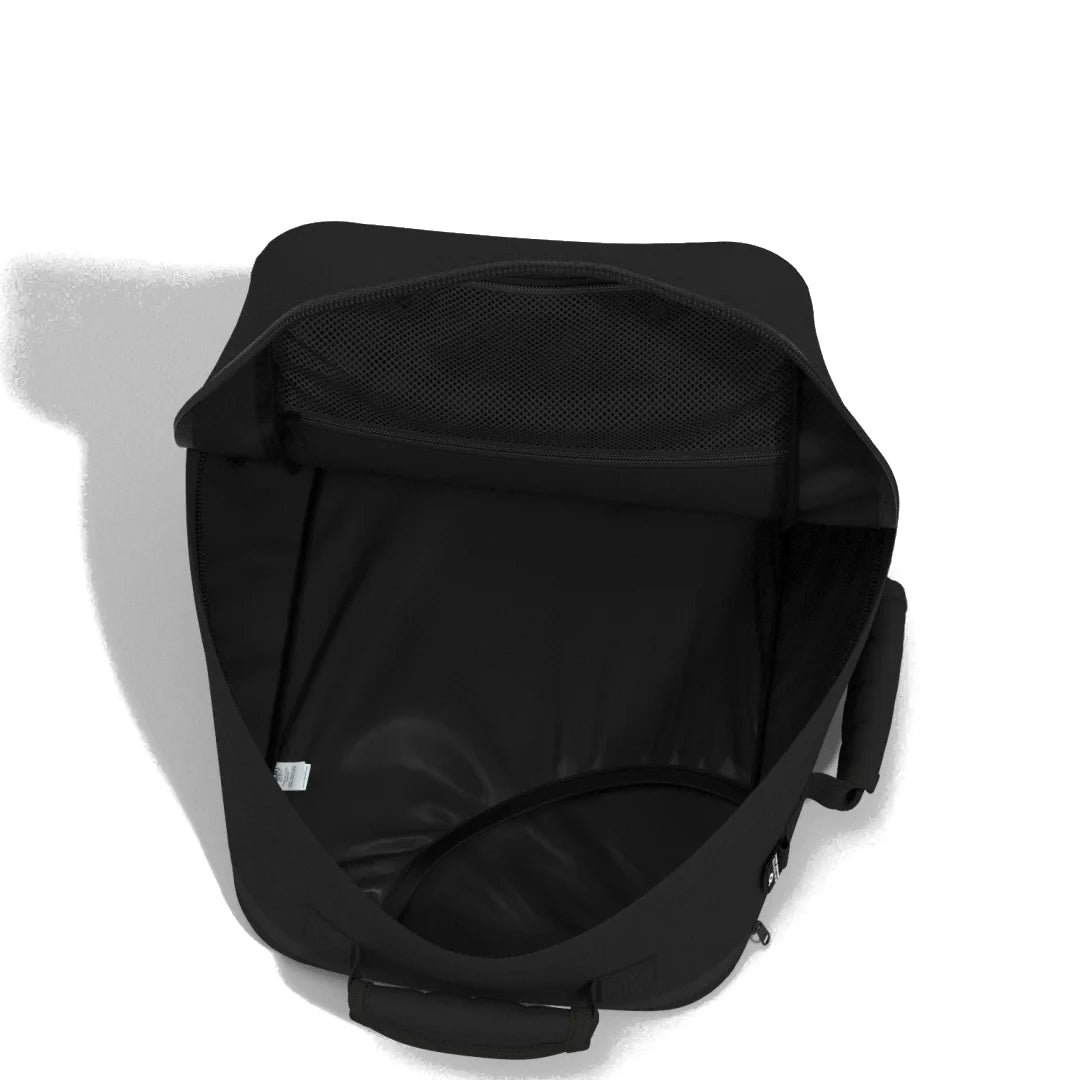 CLASSIC-TECH-28L-BLACK-LINING-VIEW