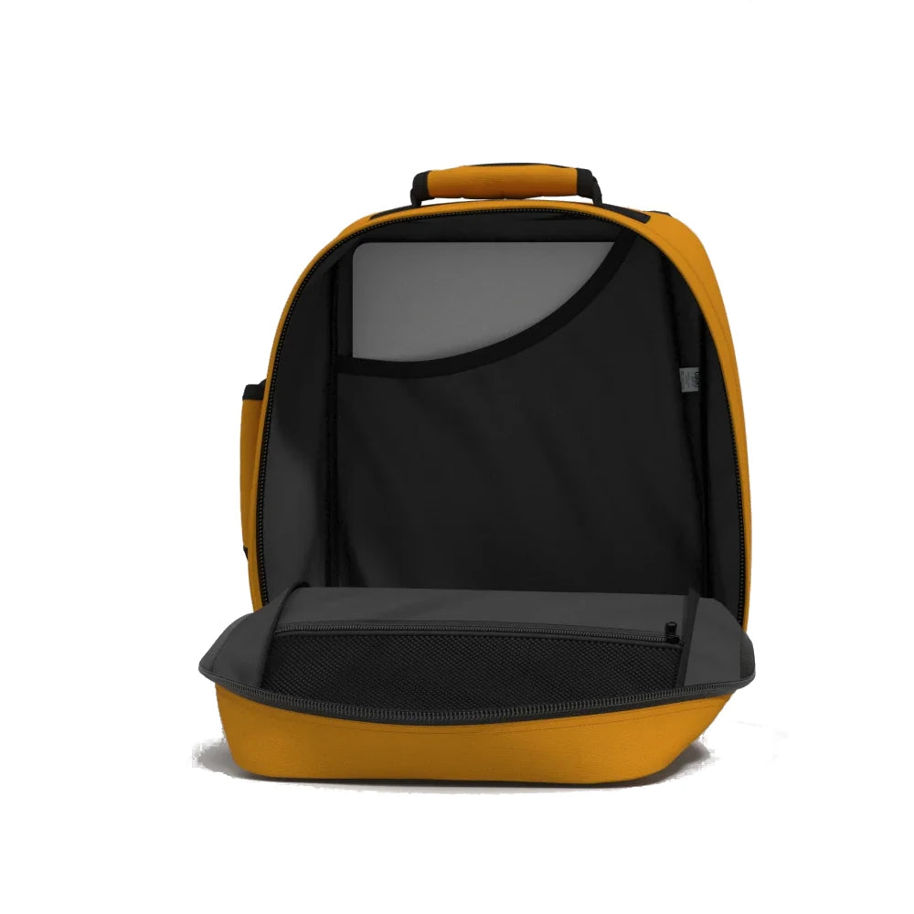 Mochila-Classic-28L-aberto-orange-chill-Cabin-Zero-ocre