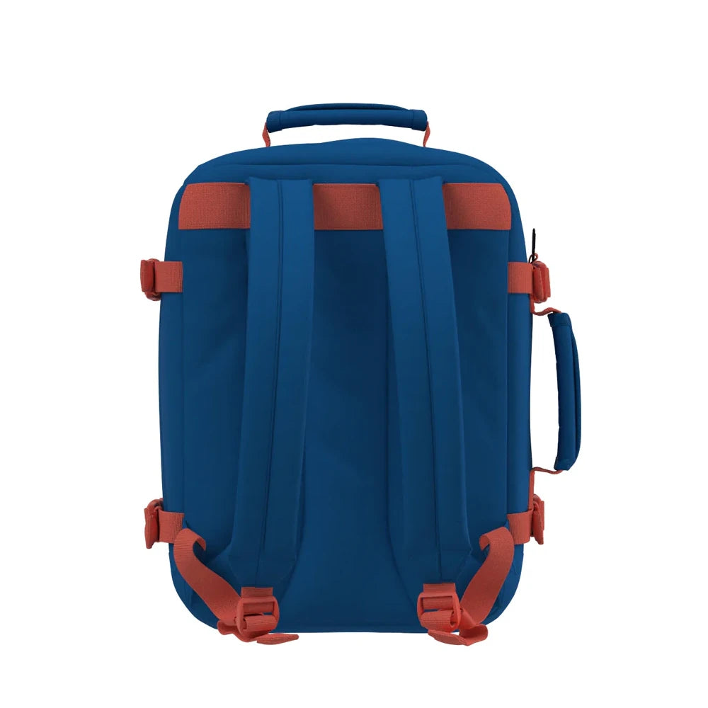 Mochila-Classic-28L-tras-capri-blue-Cabin-Zero-azul-cobalto