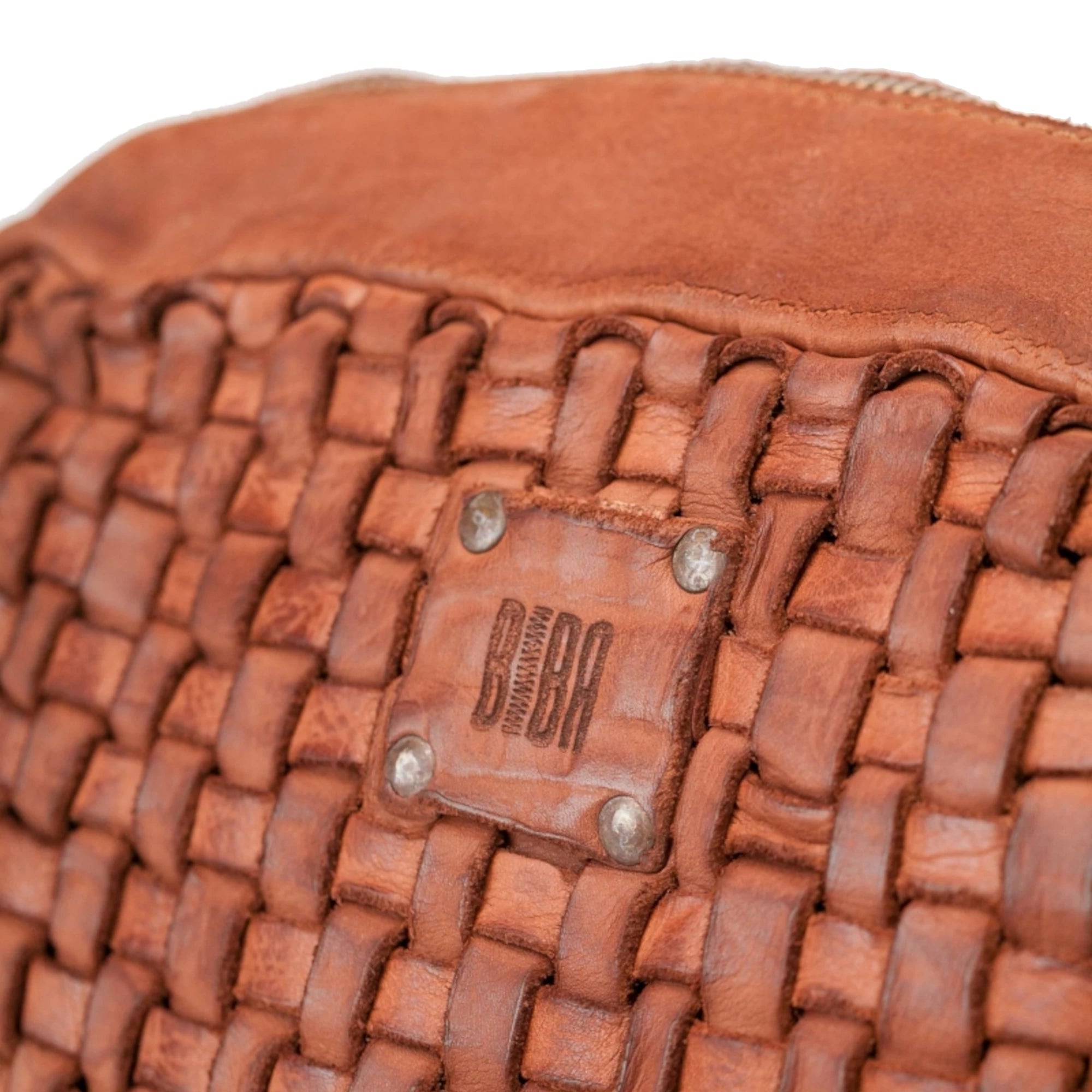 leather-cross-bag-biba-kansas-ka19-cuero-side