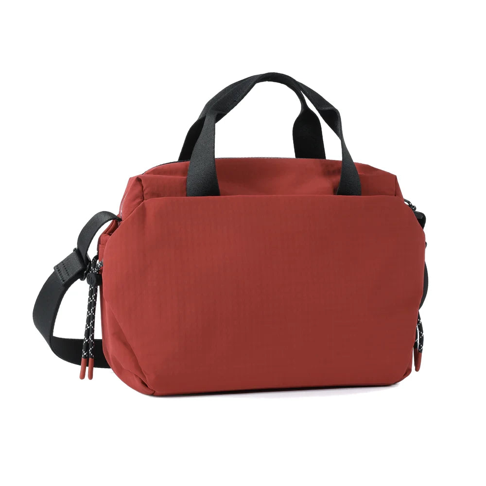 mala-mao-tomoko-hedgreen-dahlia-red-costas