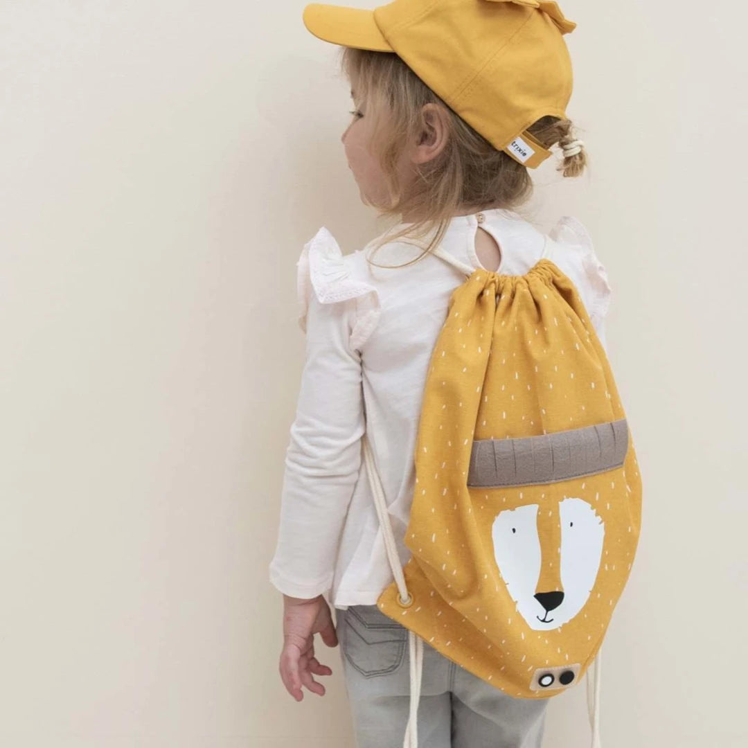 mochila-apertar-com-cordao-leao-Trixie-lifestyle-amarelo