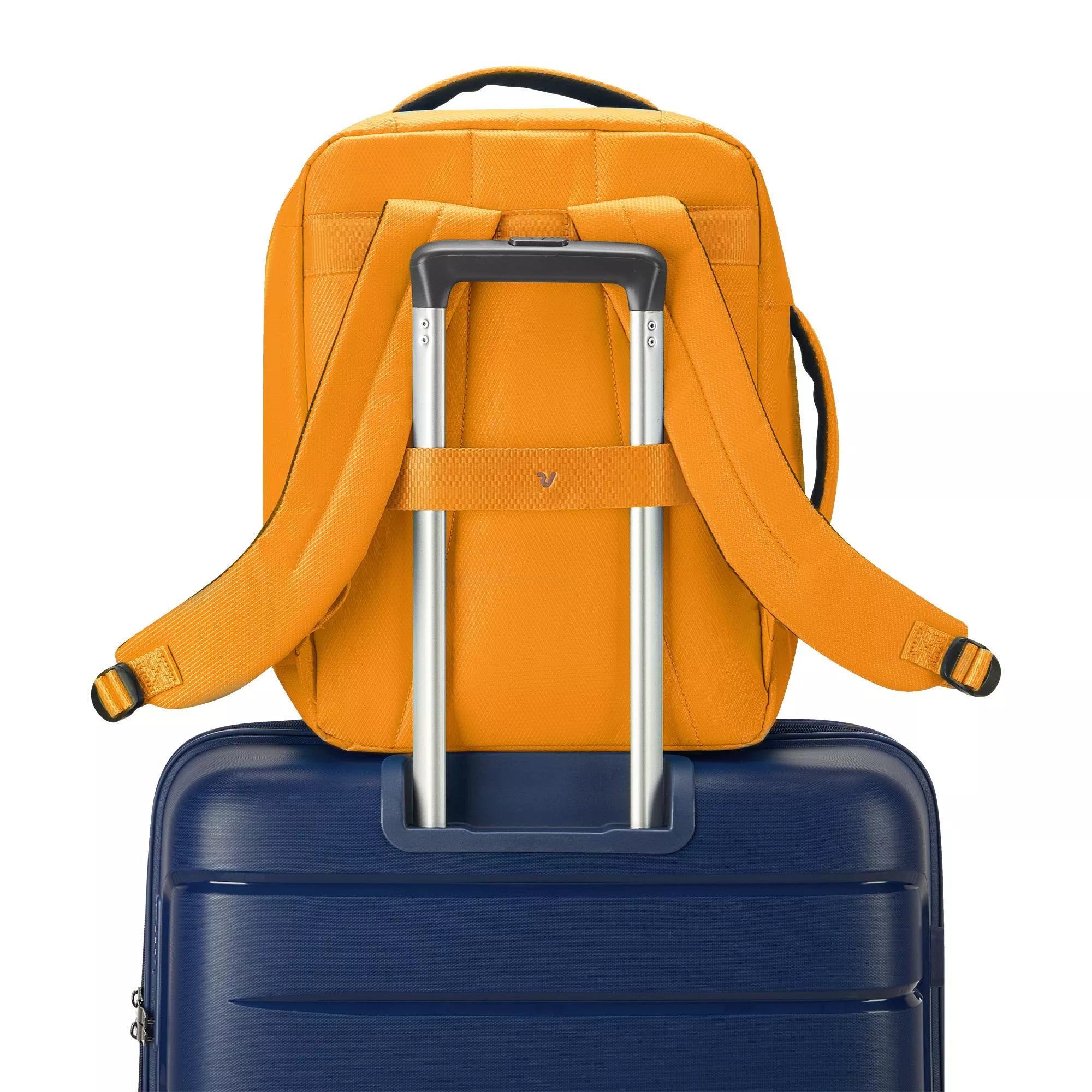 mochila-cabine-vueling-40x20x30-roncato-laranja-adaptador-trolley