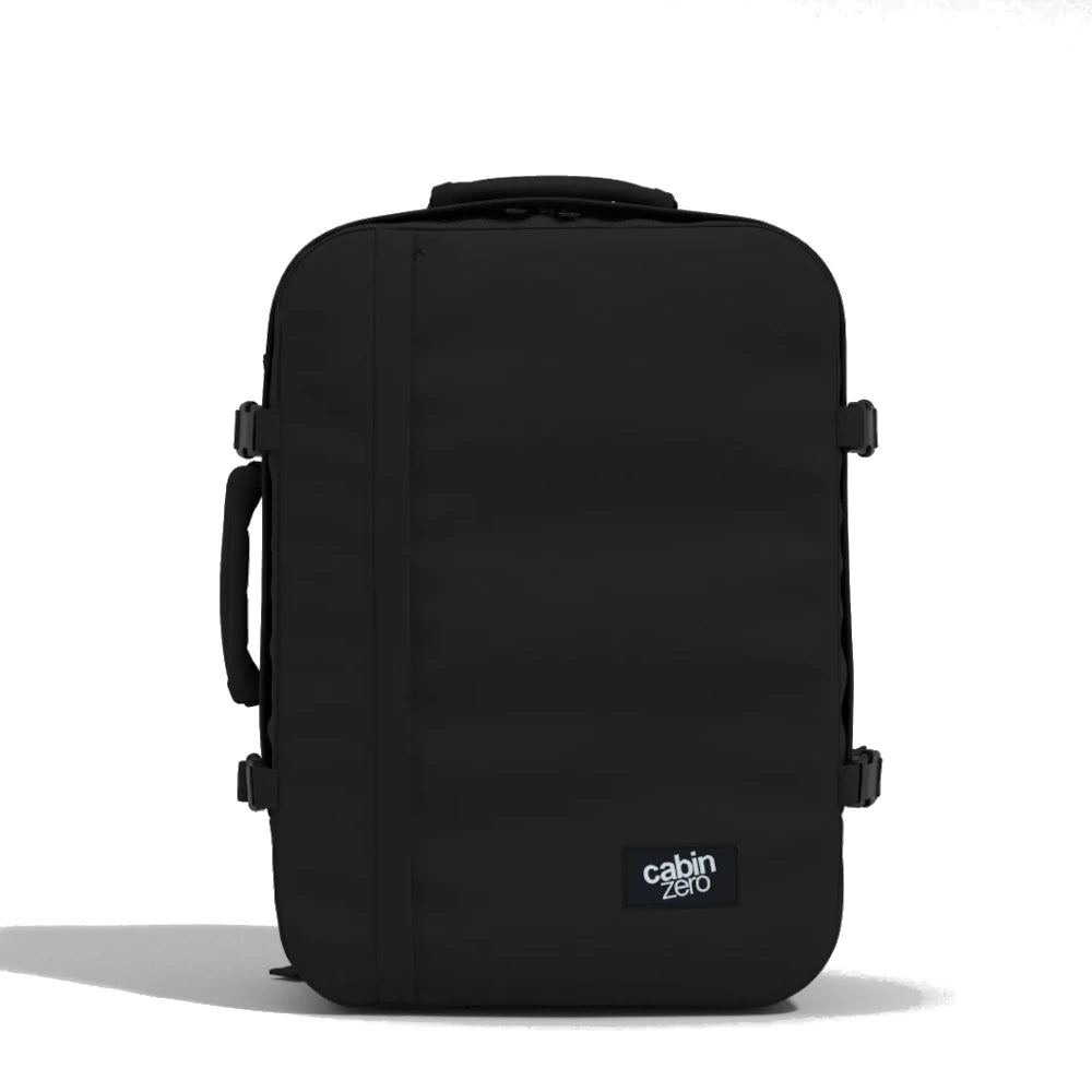 mochila-classic-44L-absolute-black-CabinZero-frente-preto