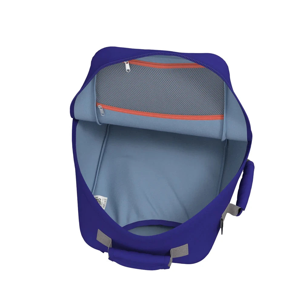 mochila-classic-44L-neptune-blue-CabinZero-interior-roxo