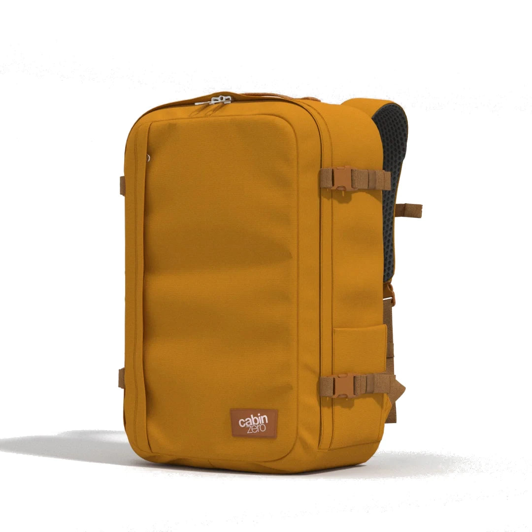 mochila-classic-plus-42l-orange-chill-cabinzero-lado-ocre