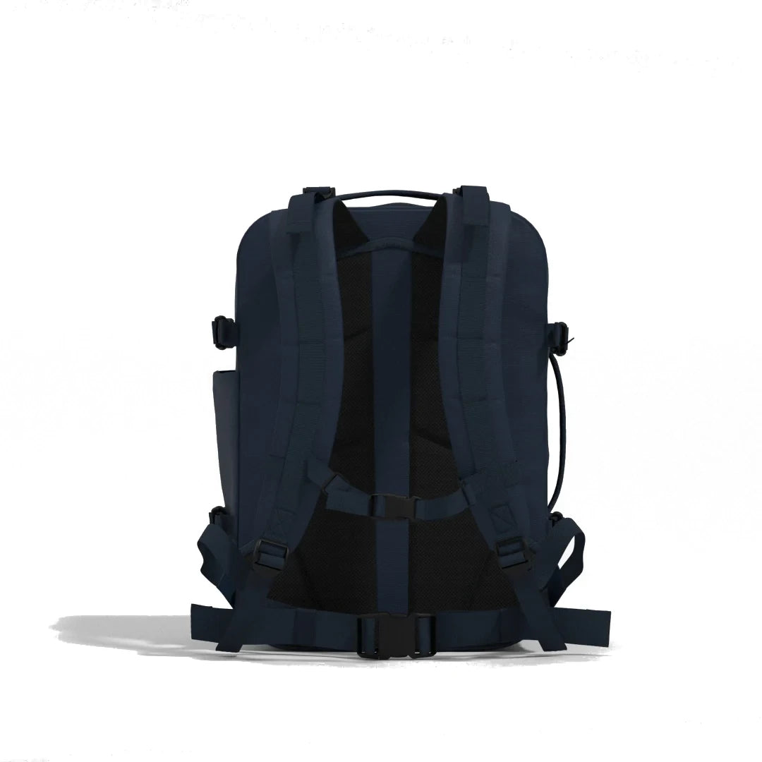 mochila-military-44l-military-navy-cabinzero-costas-azul-marinho