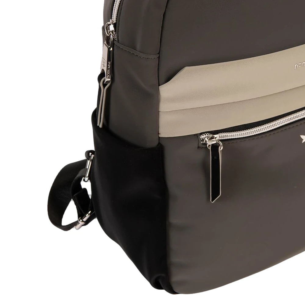 mochila-senhora-252213-pepe-moll-cinza-detalhe