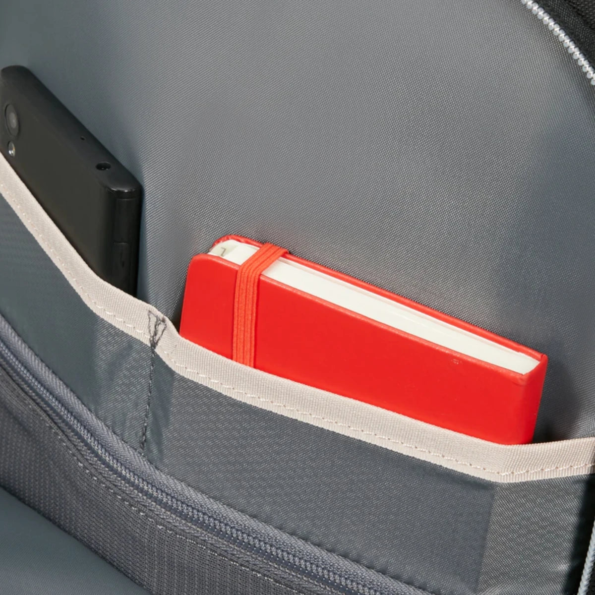 mochila-senhora-portatil-15-guardit-classy-samsonite-preto-comp-frontal