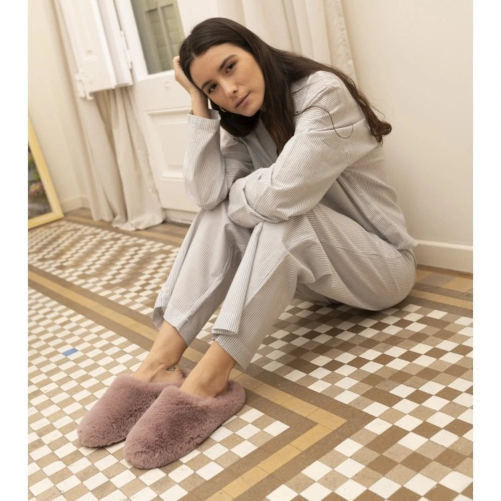 slipper-anais121-jorge-blush-lifestyle