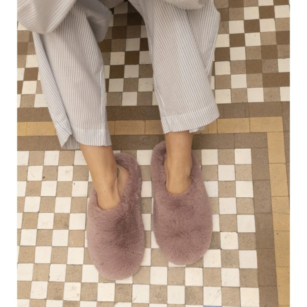 slipper-anais121-jorge-blush-lifestyle1