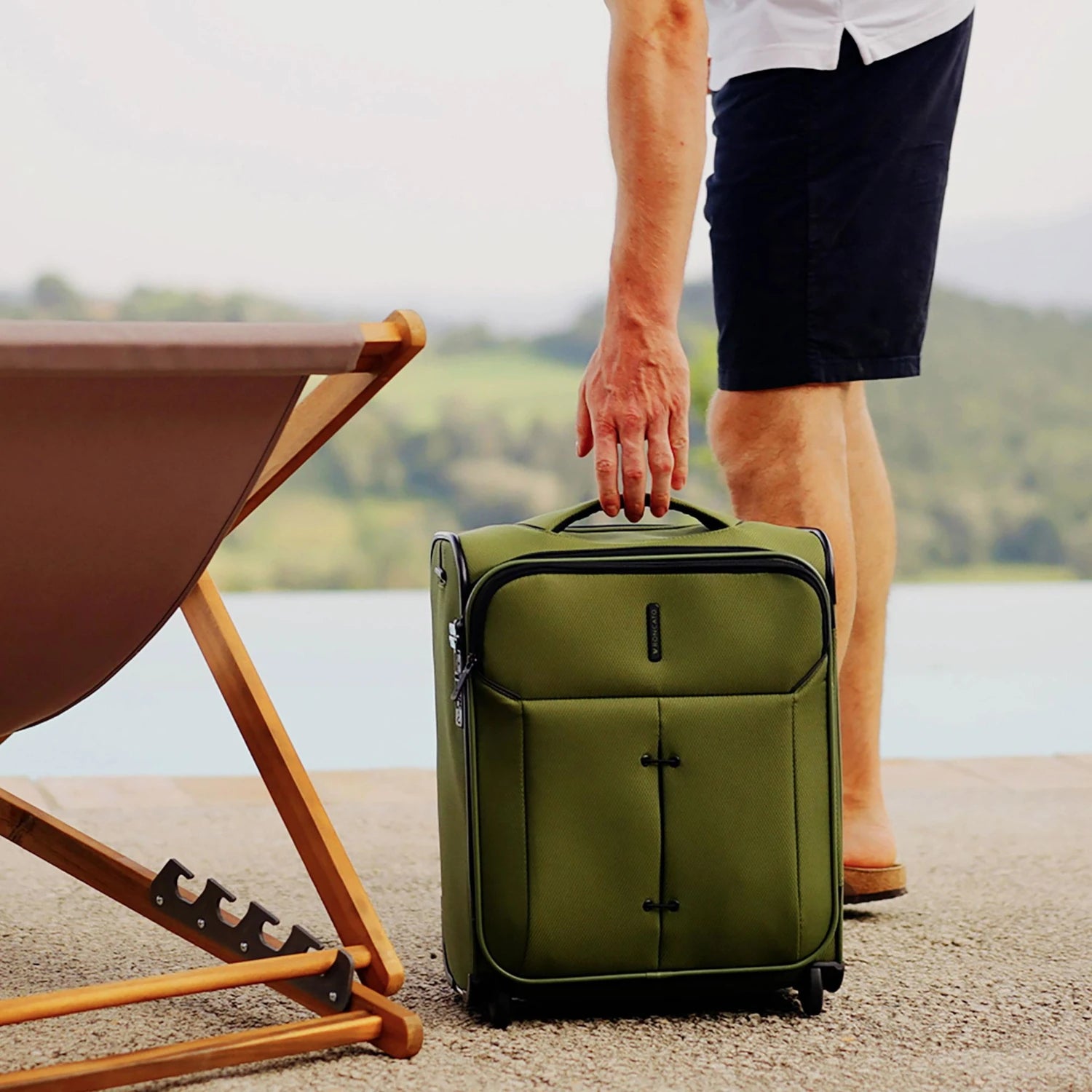 trolley-underseat-45x36x20-ironik-roncato-41532757-lifestyle-verde-oliva
